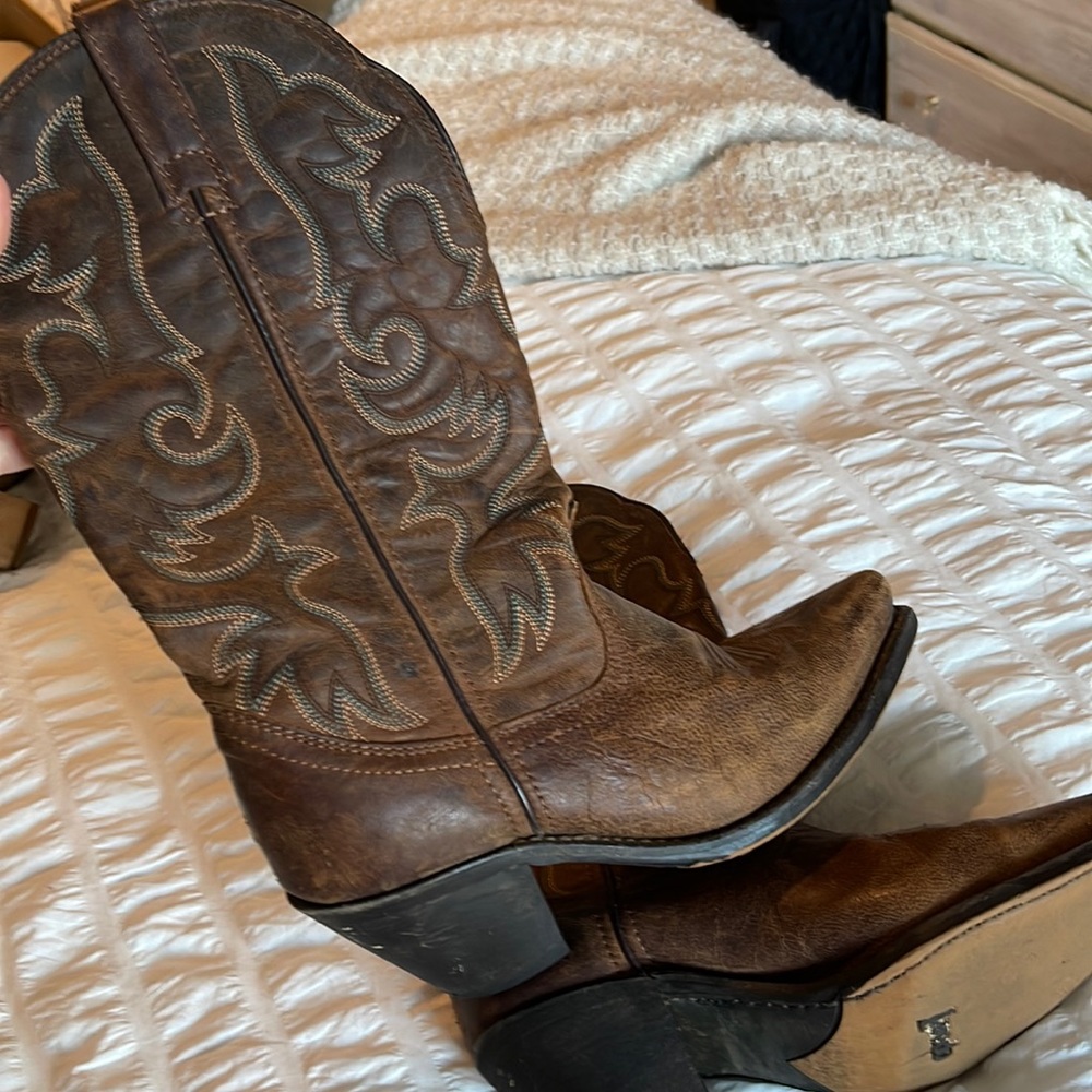 Laredo cowboy boot